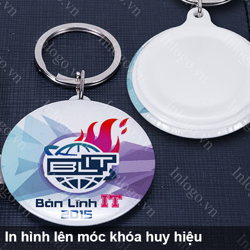 Moc khoa huy hieu nhua