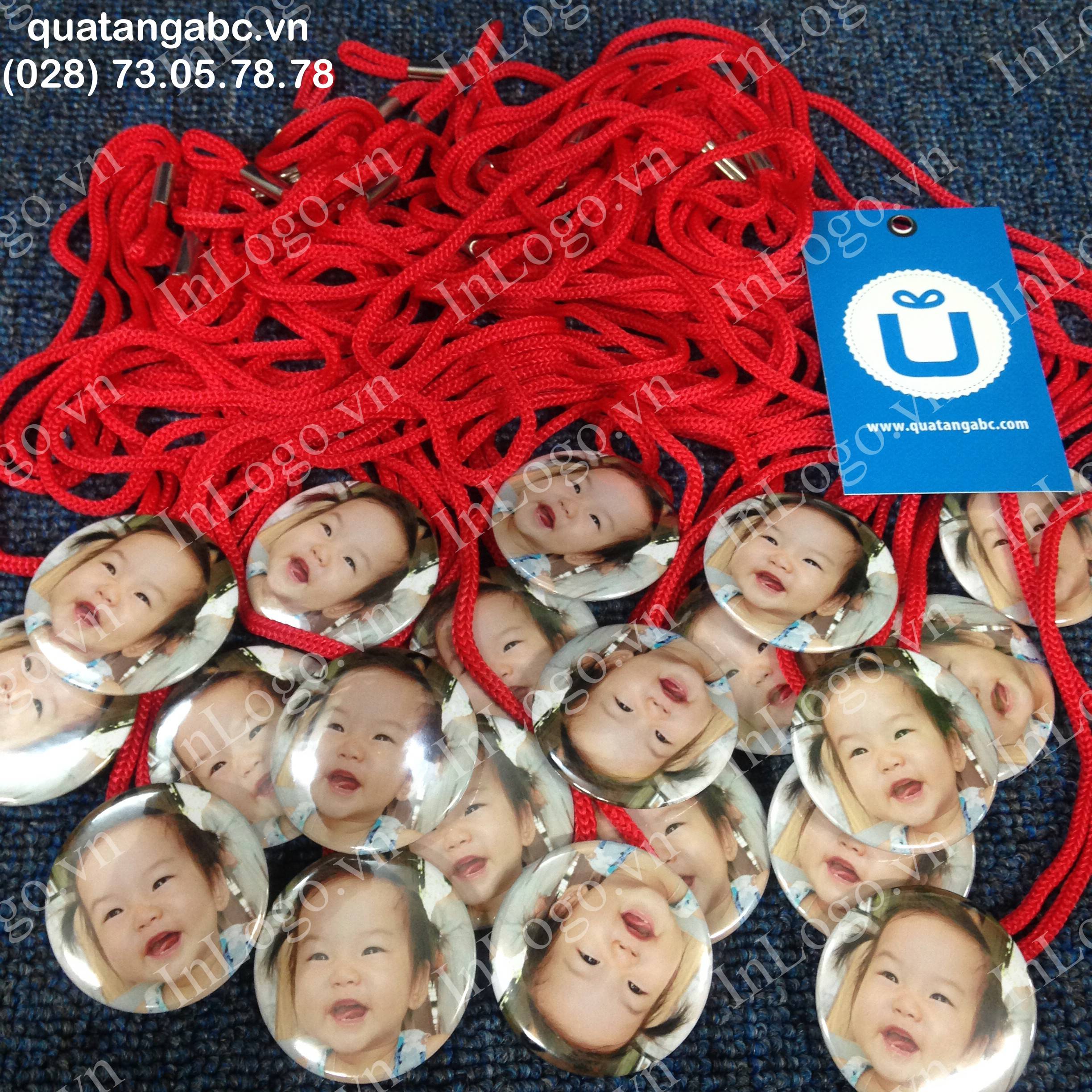 huy hiệu đồng đổ keo