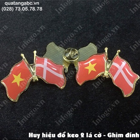 huy hieu nhua 2.5cm