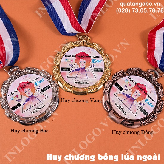 huy hieu nhua 2.5cm