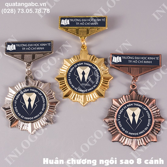 huy hieu nhua 2.5cm