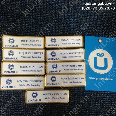 Bảng tên nhân viên Bảng tên nhân viên